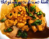 Hình bước làm 2 của món Gà rim nước dừa