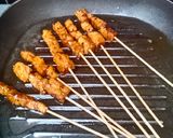 Foto langkah ke 4 dari resep Sate Tempe Lada Hitam.