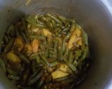 A picture of step 4 of Aloo Beans.