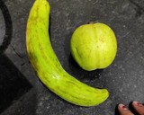 A picture of step 1 of Guava cucumber salad.