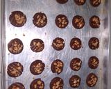 Foto langkah ke 3 dari resep Coklat kacang cookies.