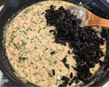 Foto del paso 7 de la receta: Caracoles con pavo a la pimienta y aceitunas