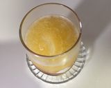 A picture of step 2 of Mango slush.