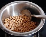 A picture of step 1 of Instant Masala Peanut.