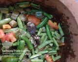 A picture of step 2 of Brinjal cluster beans bhaji.