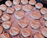 Foto del paso 4 de la receta: Galletitas de limón con harina integral, riquísimas!! 😘