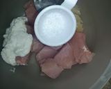 A picture of step 1 of Mughlai chicken karahi.