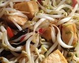 Foto langkah ke 3 dari resep Tumis Tahu Tauge.
