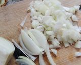 Foto del paso 1 de la receta: Repollo estilo chucrut con paleta de cerdo ahumada