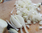 Foto del paso 1 de la receta: Repollo estilo chucrut con paleta de cerdo ahumada