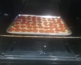 Foto del paso 23 de la receta: Pizza de pepperoni con salsa de tomate
