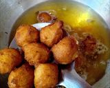 A picture of step 4 of Chawal ras bora.