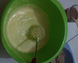 Foto langkah ke 2 dari resep Bolu Kukus Coklat Simple (No Mixer).