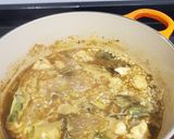 Foto del paso 5 de la receta Arroz integral con rape, ajetes y alcachofas (para vagos)