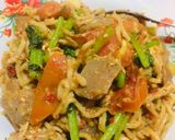 Foto langkah ke 4 dari resep Mie goreng aceh.