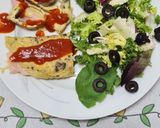 Foto del paso 13 de la receta: 174. Tortilla Rellena de Pavo y Queso con Tomate Frito