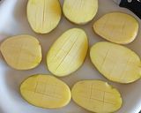 Foto del paso 1 de la receta: Patatas asadas al microondas
