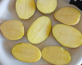 Foto del paso 1 de la receta: Patatas asadas al microondas