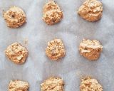 Une image de l'étape 5 de Cookie aux flocons d'avoine et pruneaux.