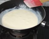 A picture of step 3 of White ice cream.