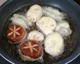 A picture of step 4 of Vegetable Tempura and Isobe-age with Rice Flour.