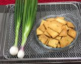 A picture of step 20 of Scallion (Spring Onion) cream Crackers.