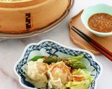 A picture of step 1 of Steamed Shrimp and Pork Shumai with Cabbage.