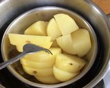 Foto langkah ke 1 dari resep Bola Kentang Udang & Mozarella.