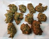 Foto del paso 3 de la receta: Buñuelitos de acelga