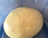 Foto langkah ke 2 dari resep Mozarella stick bread.