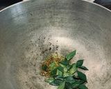 A picture of step 1 of Lauki ki jelly.