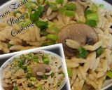A picture of step 3 of 🍄🍜🥒Mushroom & Peas Orzotto🍄🍜🥒.