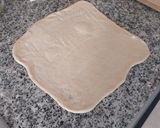 Foto del paso 6 de la receta: Trenza de brioche hojaldrado con crema y cerezas