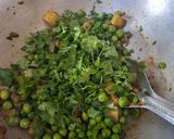 A picture of step 5 of 15-Minute Green Pea Ghugni.