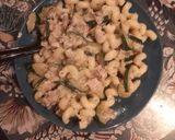 Foto del paso 4 de la receta: Fideos con zucchine y atún