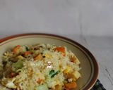 Gambar langkah 4 resipi Nasi Goreng Tauhu, Fish Cake & Bok Choy.