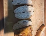 Foto del paso 1 de la receta: Bruschetta de pasta de aceitunas y crostini de tomate