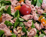 Foto del paso 2 de la receta: Ensalada especial con atún y salsa mahonesa