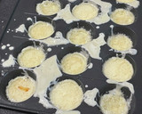 A picture of step 4 of Gindaco-Style! Crispy and Fluffy Takoyaki (Flour-Based).