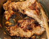 Une image de l'étape 4 de Côtes de porc, champignons, pommes de terre et carottes à la NUTRICOOK.