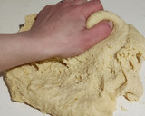 Foto del paso 4 de la receta: 🥐 Miguelitos 🥐 Pan de leche 🥐 Las facturas más fáciles que existen
