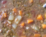 Foto del paso 2 de la receta: Lentejas con papas y zanahorias