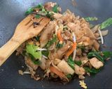 A picture of step 5 of Char Kway Teow.