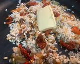 Foto del paso 2 de la receta Risotto de romero y tomates secos