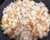 A picture of step 2 of Curry Omurice.