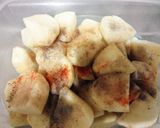 A picture of step 2 of Oven baked potatoes and chicken.