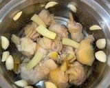 蓮子鮮菇蒜香雞湯的食譜步驟3照片