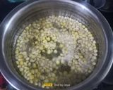 A picture of step 1 of Sweet Corn Soup.