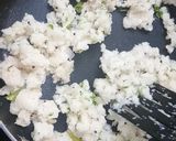 A picture of step 4 of Sooji Veggie mini squares.