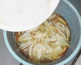 A picture of step 3 of Spicy Miso Shirataki Ramen with Mushrooms.
